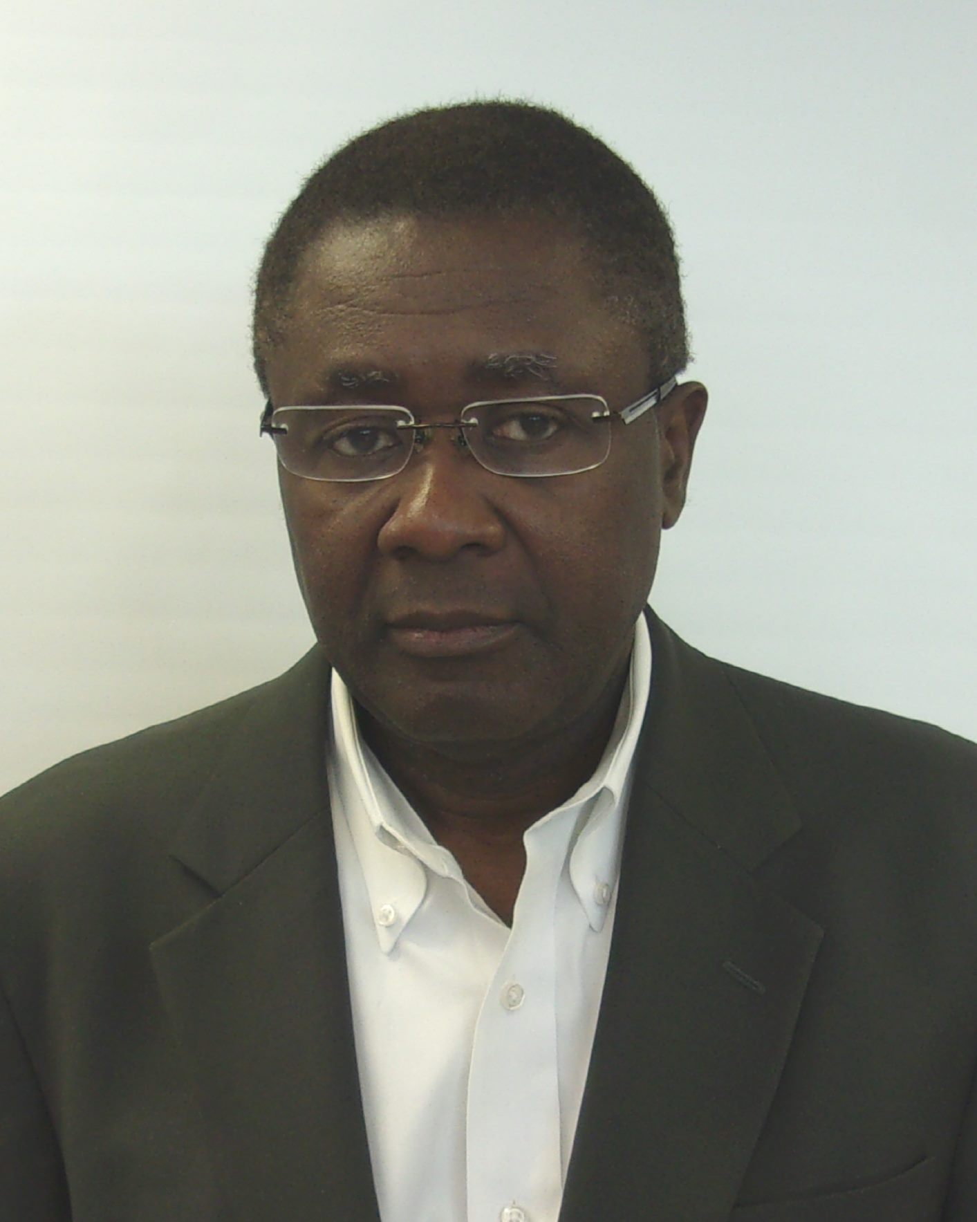 Dr. Luc Thomas Ikelle